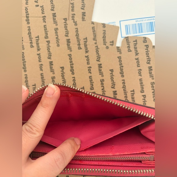 Coach Hot Pink Zip Wallet - Picture 15 of 16